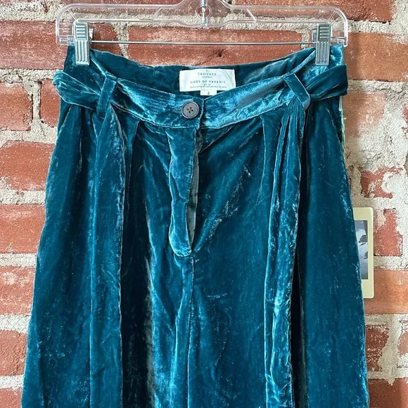 🆕NWT Anthropologie Velvet Wide Leg Trousers
